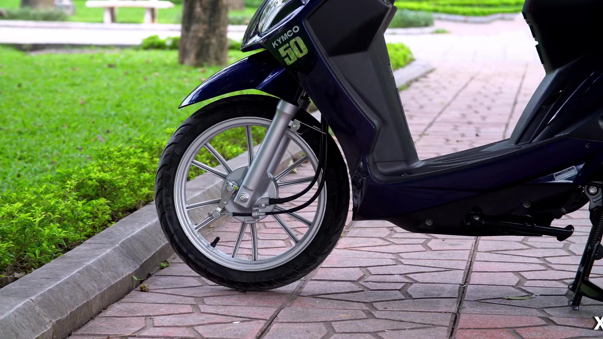 Bánh trước xe ga 50cc kymco candy hi