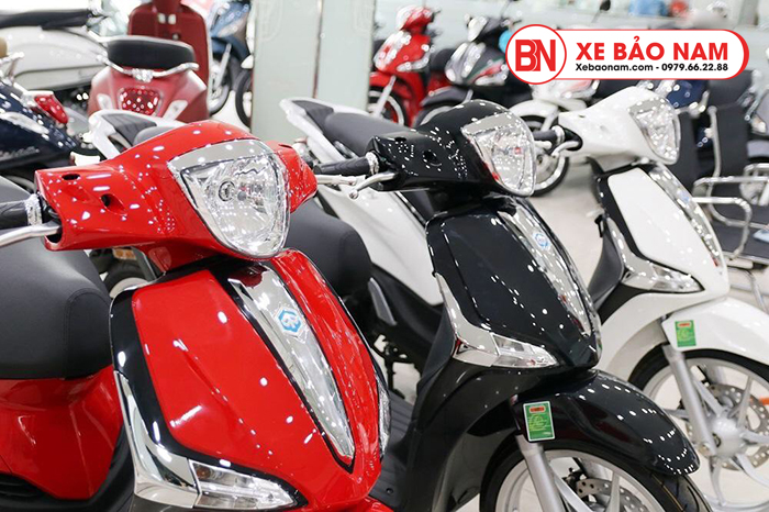 Mặt trước xe ga 50cc piaggio liberty 