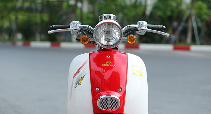 Mặt trước xe tay ga 50cc crea 2020