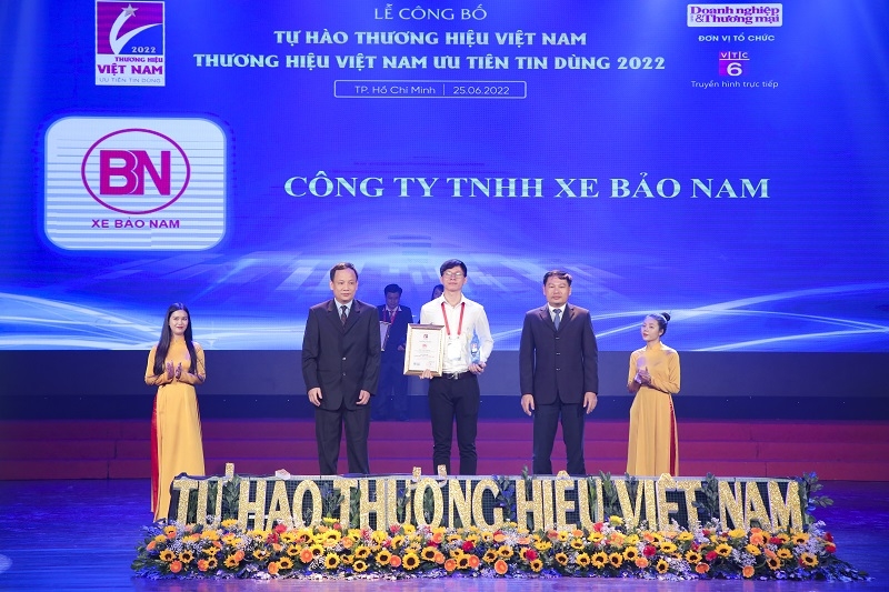 Xe Bảo Nam Tự Hào Thương Hiệu Việt Ưu Tiên Tiêu Dùng 2022